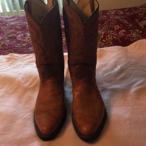 Vibram Men’s Cowboy Boots